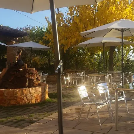 科伦戈旅馆 3* Colungo