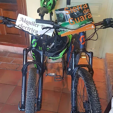 Mesón De Colungo